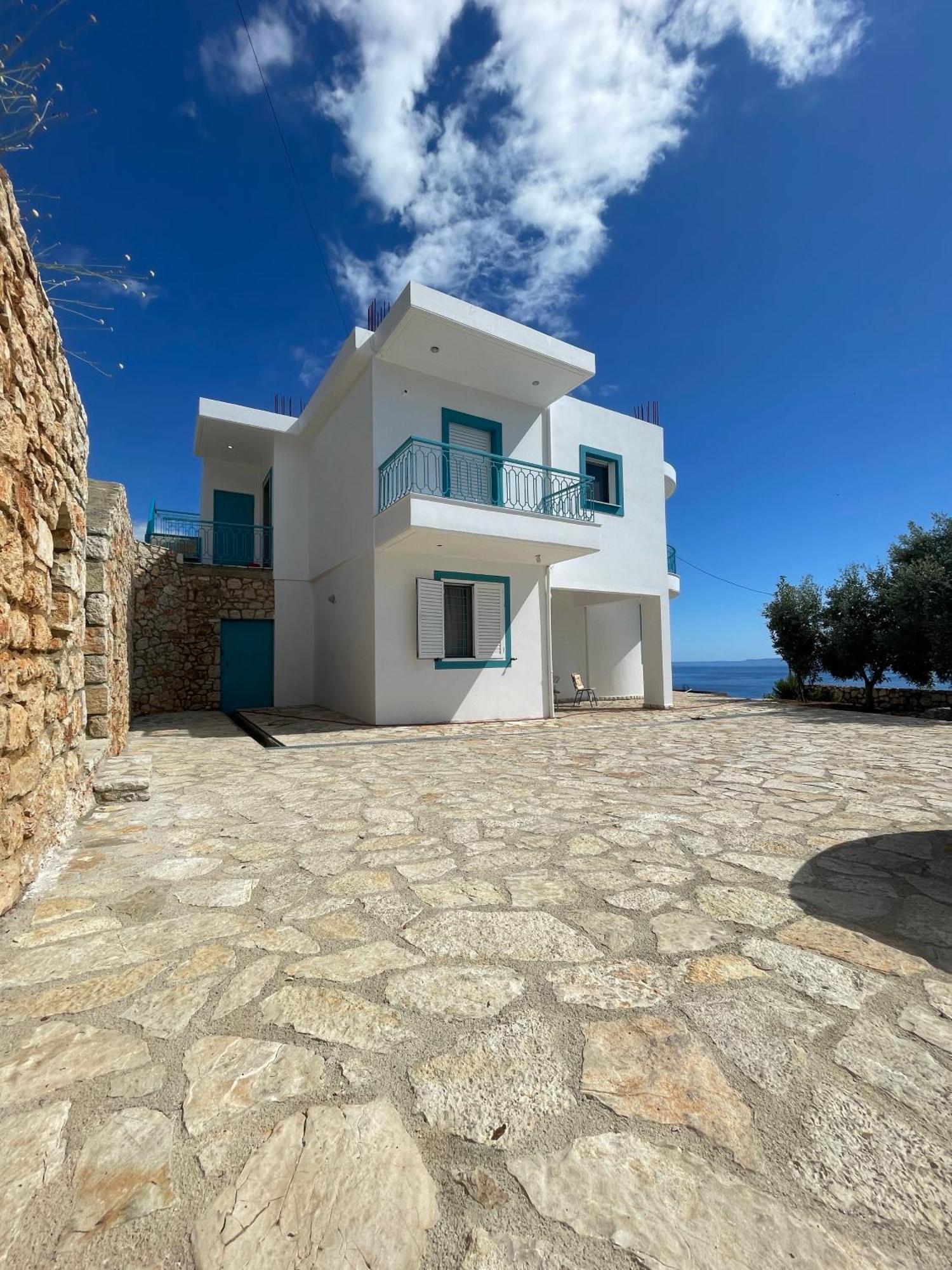 Endless Blue Apartments Dhërmi Eksteriør bilde